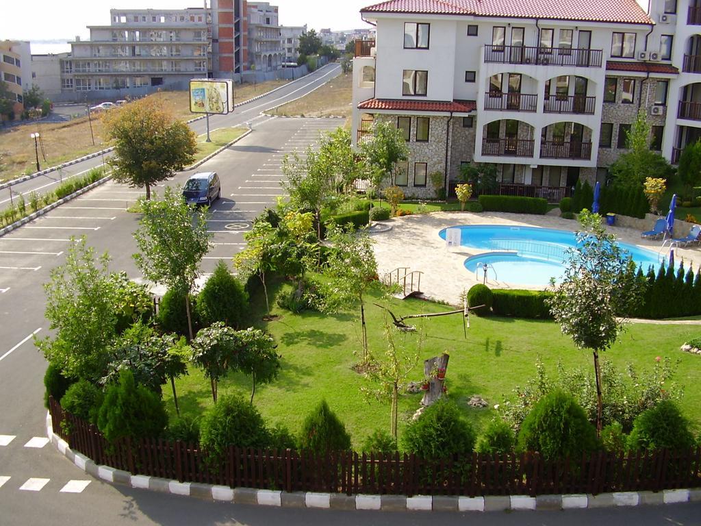 Delfin Apart Complex Sveti Vlas Luaran gambar