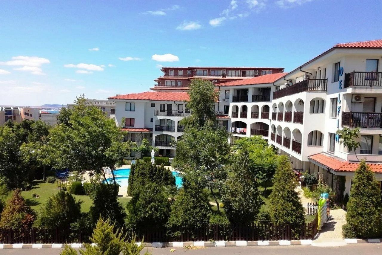 Delfin Apart Complex Sveti Vlas Luaran gambar
